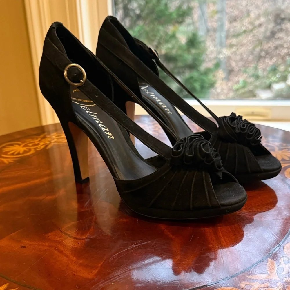 NWOT Delman Black Suede Leather Slingback 4.5”Heels w/Ruffle Size 7.5 MSRP $345 - Picture 9 of 15